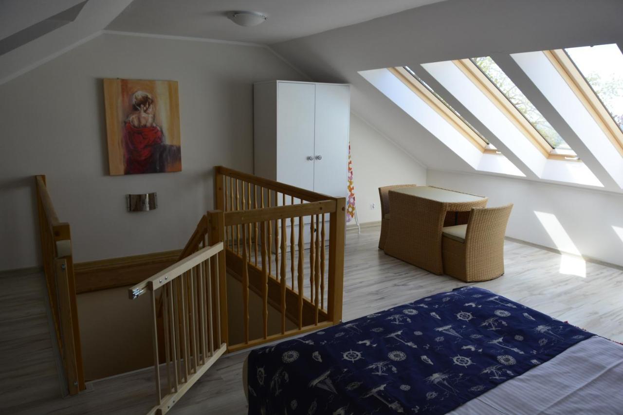 Apartament Z Widokiem Na Morze "U Grazyny" 야로수아비크 외부 사진
