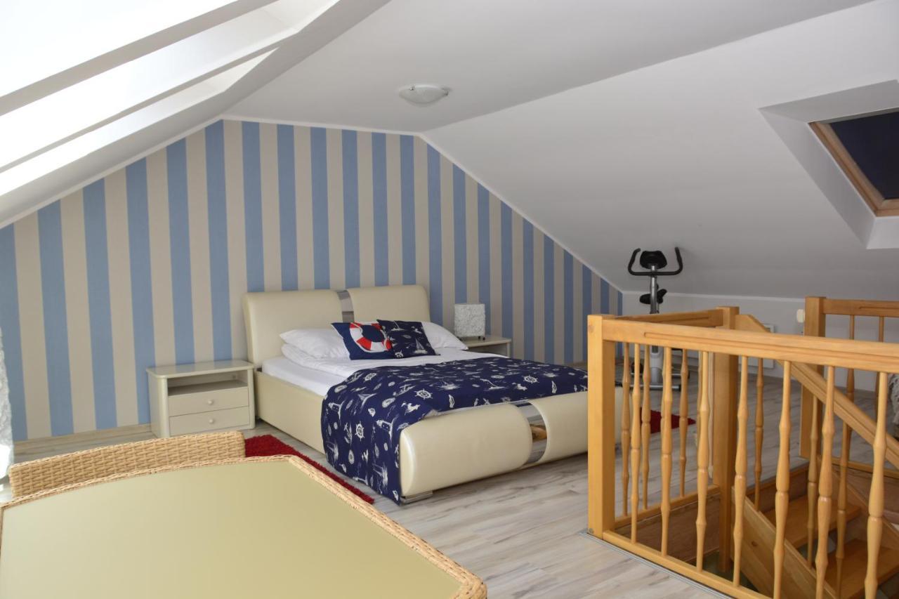Apartament Z Widokiem Na Morze "U Grazyny" 야로수아비크 외부 사진